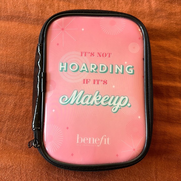 Benefit cosmetic case - Picture 1 of 3